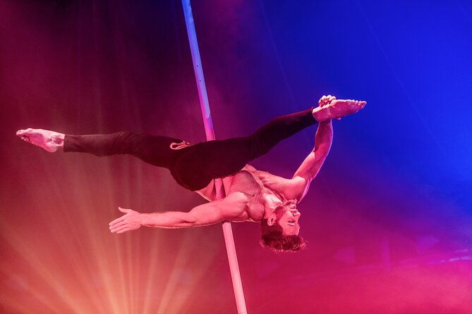 atomic-saloon-show-at-the-venetian-resort-2