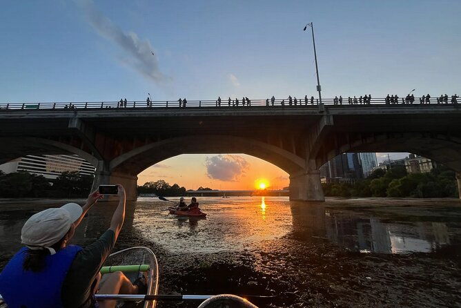 atx-sunset-clear-kayak-tour