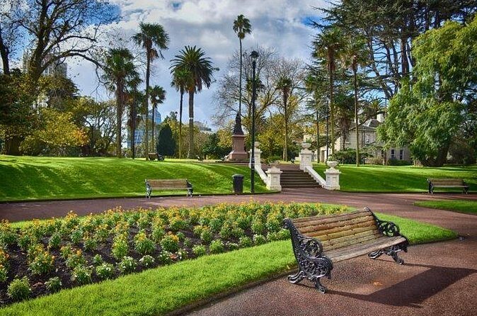 Auckland City Self Guided Walking Tour with an APP - The Sum Up