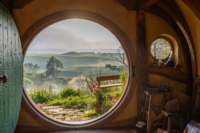 Auckland Private Hobbiton Movie Set and Waitomo Caves Day Tour - The Sum Up