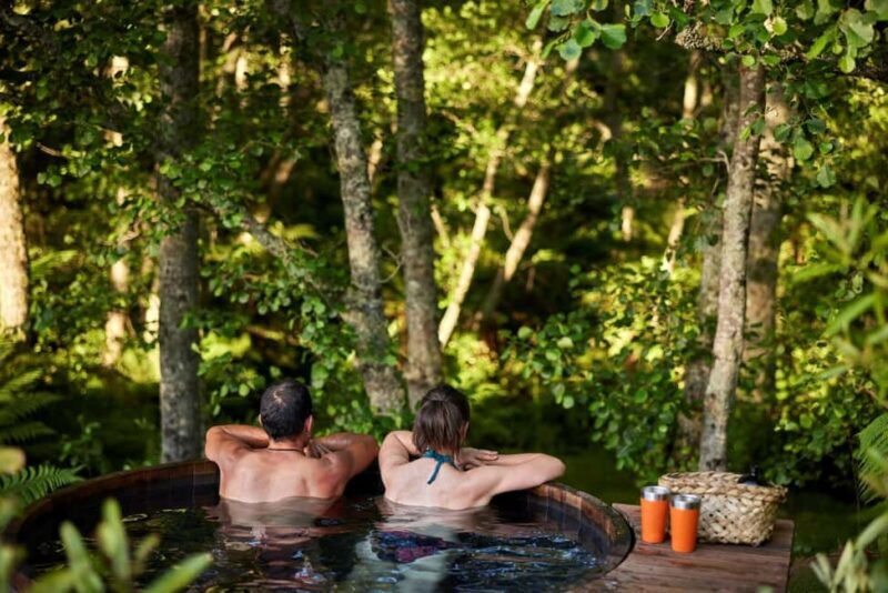 Auckland: Rotorua Highlights w Redwoods Treewalk & Hot Tubs - Relaxation at Secret Spot Hot Tubs