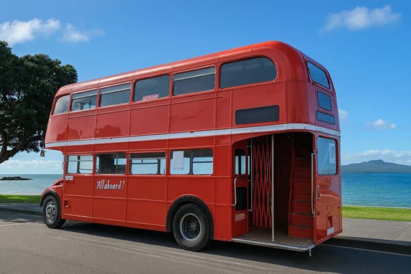 Auckland: Vintage Double-Decker Bus Sightseeing Tour - Key Points