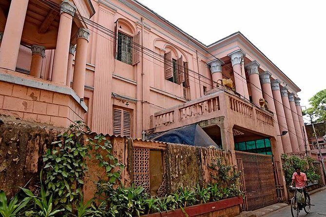 Audio Guided Tour of Pathuriaghata  Finding the Tagores, Kolkata - What Travelers Can Expect
