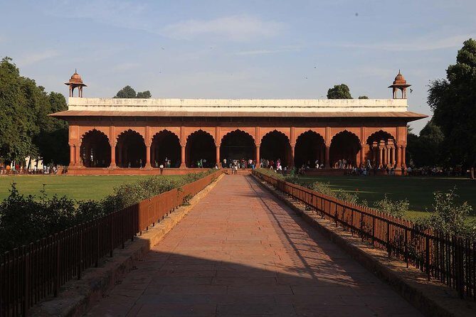 Audio Guided Tour Of Red Fort, Delhi on HopOn India App - Practical Aspects & Recommendations