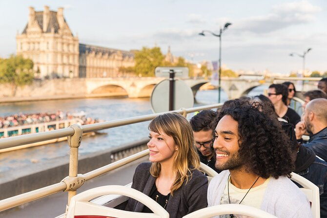audio-tour-hop-on-hop-off-bus-tour