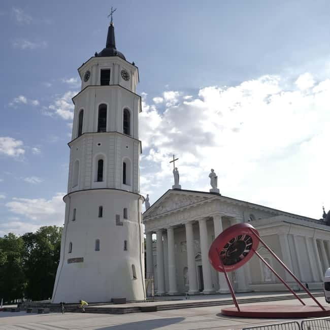 Audio Tour of Vilnius Old Town Core - An Honest Look at the Vilnius Old Town Audio Tour