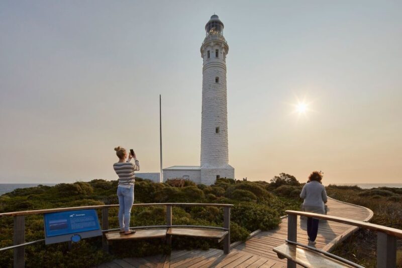Augusta: Cape Leeuwin Lighthouse Tour - The Guides and Their Impact