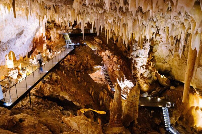 Augusta: Jewel Cave Fully-Guided Tour - Discovering Jewel Cave: A Fully-Guided Journey Beneath Western Australia