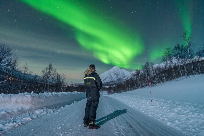 Aurora Hunt with the campfire and professional photographer - FAQ