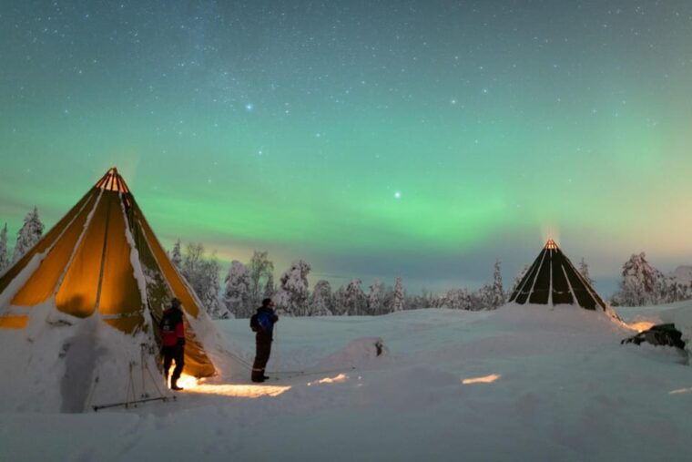 auroras-northern-lights-in-saariselka