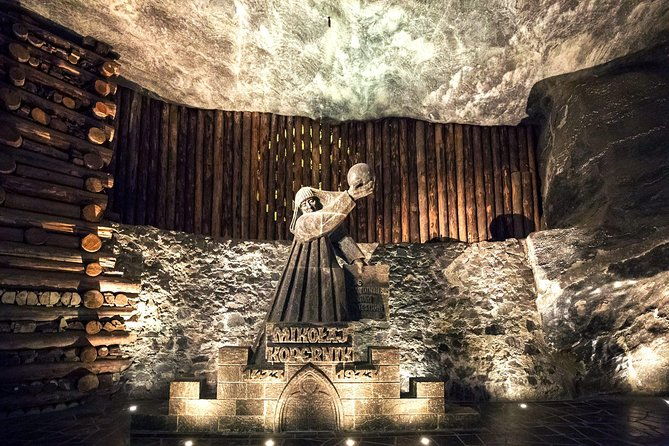 auschwitz-birkenau-and-salt-mine-full-day-tour