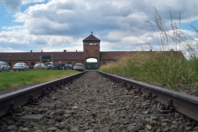 auschwitz-birkenau-best-value-shared-tour