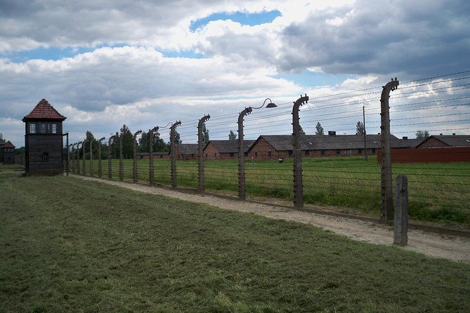 auschwitz-birkenau-best-value-shared-tour