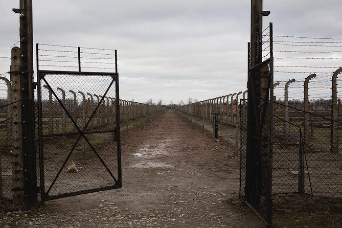 auschwitz-birkenau-best-value-shared-tour