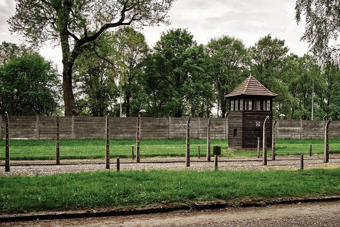 auschwitz-birkenau-complete-private-tour