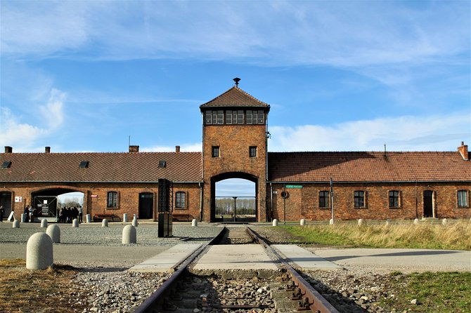 auschwitz-birkenau-english-guided-tour-by-private-transport-from-katowice
