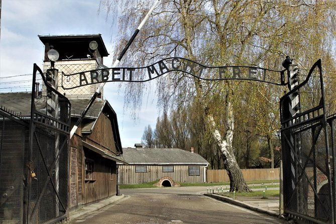auschwitz-birkenau-english-guided-tour-by-private-transport-from-katowice
