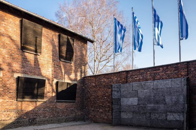 auschwitz-birkenau-guided-tour-and-skip-the-line-ticket