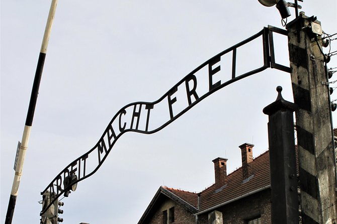 auschwitz-birkenau-guided-tour-by-private-transport-from-krakow
