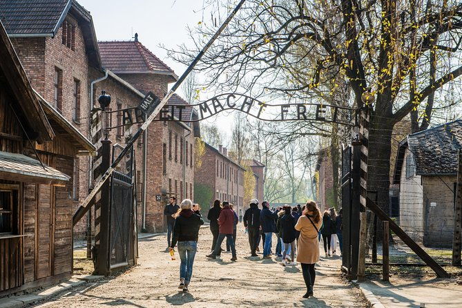 auschwitz-birkenau-guided-tour-with-near-or-hotel-pickup