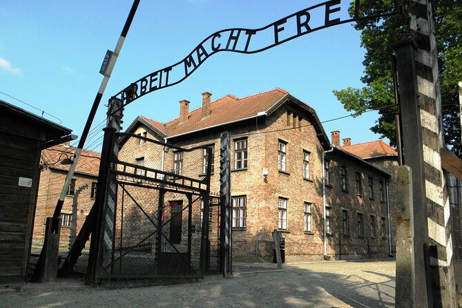auschwitz-birkenau-guided-tour-with-private-transport-from-krakow-2