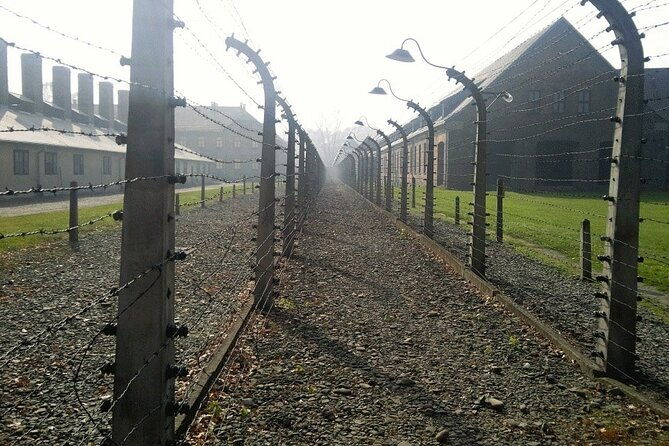 auschwitz-birkenau-guided-tour-with-private-transport-from-krakow