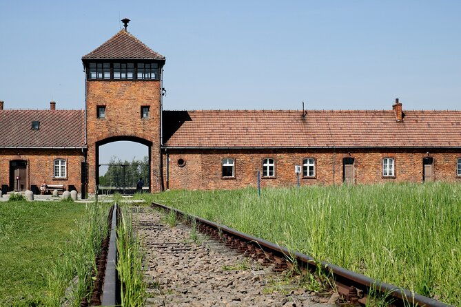 auschwitz-birkenau-guided-tour-with-transfer-and-hotel-pickup
