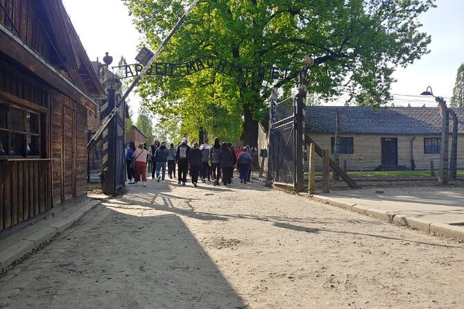 auschwitz-birkenau-guided-tour-with-transfer-and-hotel-pickup