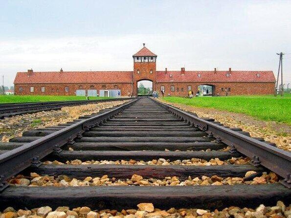 Auschwitz Birkenau: Live-Guided Tour with Transportation and Hotel Pickup - Key Points