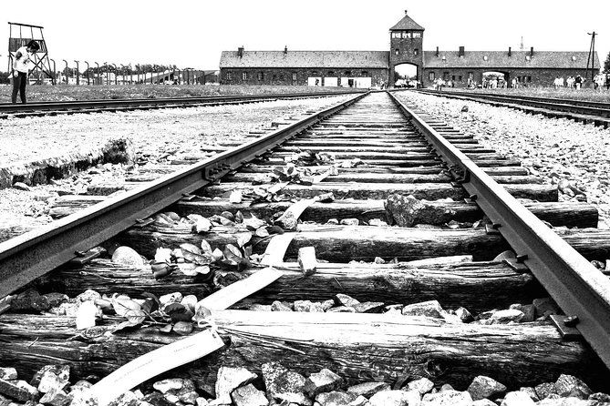 auschwitz-birkenau-memorial-and-museum-guided-tour-from-krakow