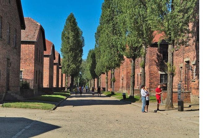 auschwitz-birkenau-museum-and-memorial-guided-tour-from-krakow