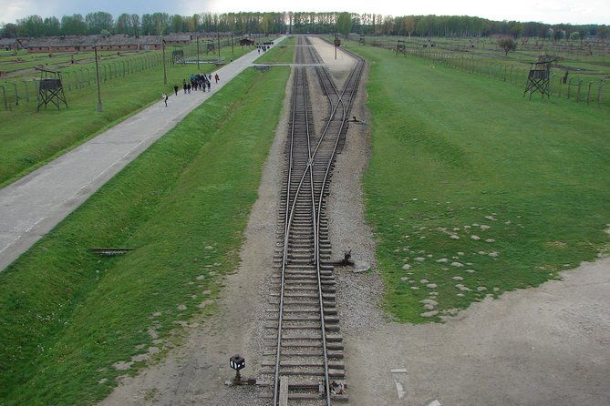 auschwitz-birkenau-museum-and-memorial-private-tour