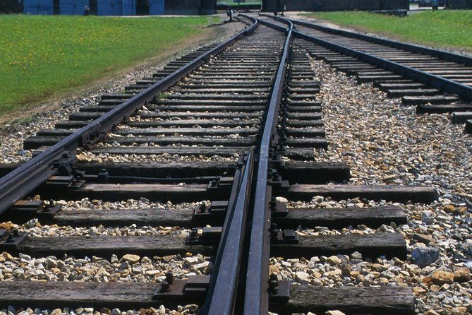 auschwitz-birkenau-museum-guided-tour-private-transportation