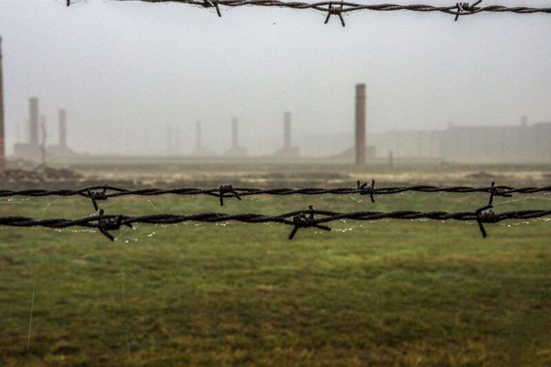 auschwitz-birkenau-skip-the-line-entry-ticket-guided-tour