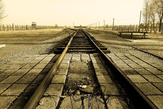 auschwitz-birkenau-tour-from-krakow-with-hotel-pickup