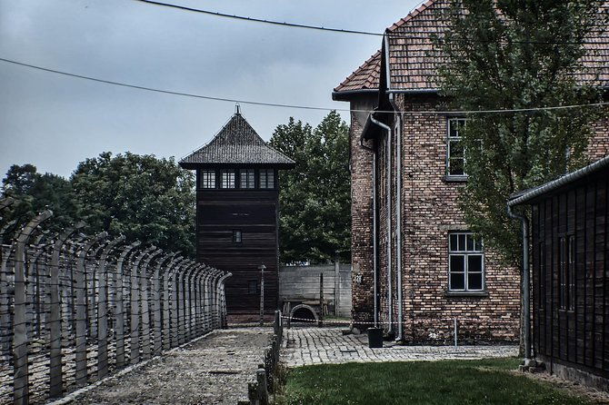 auschwitz-birkenau-tour-from-wroclaw