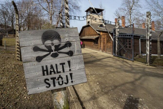 auschwitz-birkenau-tour-with-pickup-and-lunch