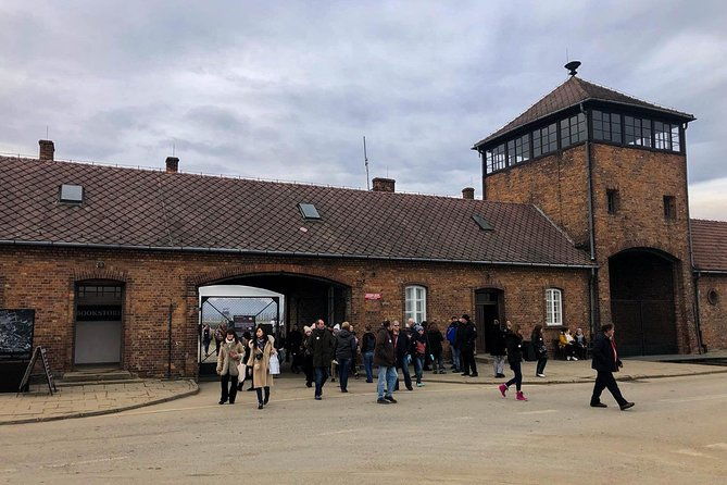 auschwitz-birkenau-tour-with-private-transport-from-krakow-3