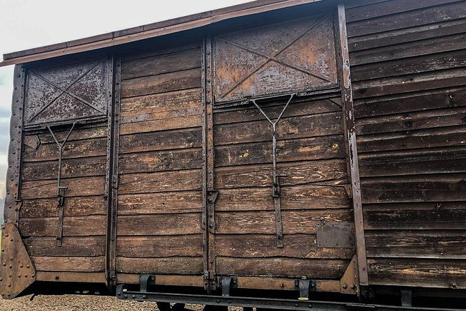 auschwitz-birkenau-tour-with-private-transport-from-krakow-3