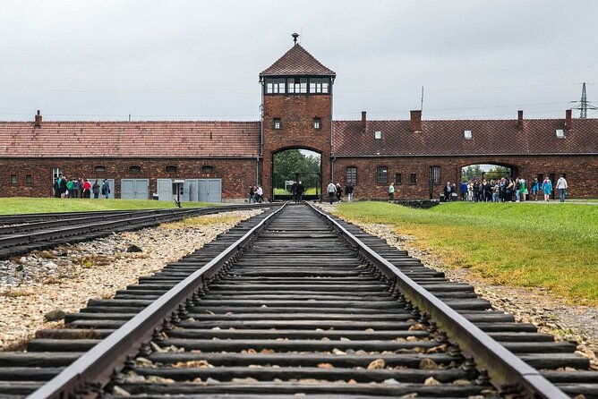 auschwitz-museum-and-salt-mine-tour-with-private-transport-2