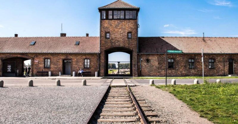 auschwitz-ticket-and-full-day-tour-from-krakow