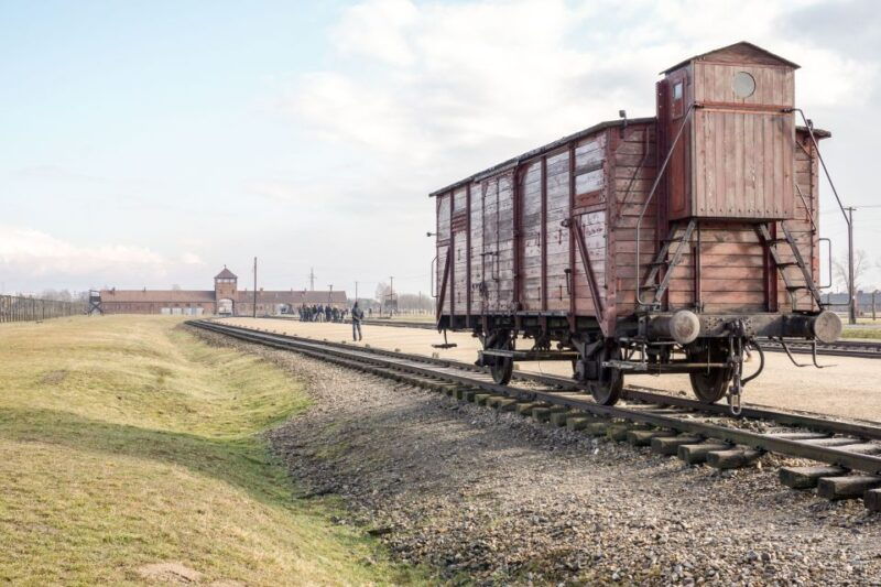 auschwitz-ticket-and-full-day-tour-from-krakow