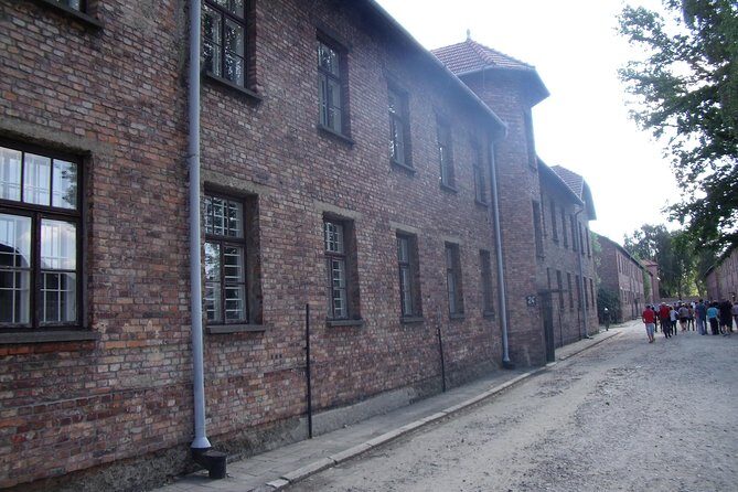 Auschwitz Tours Memorial and Museum Guided Tour from Krakow - Final Thoughts: Is This Tour Right for You?