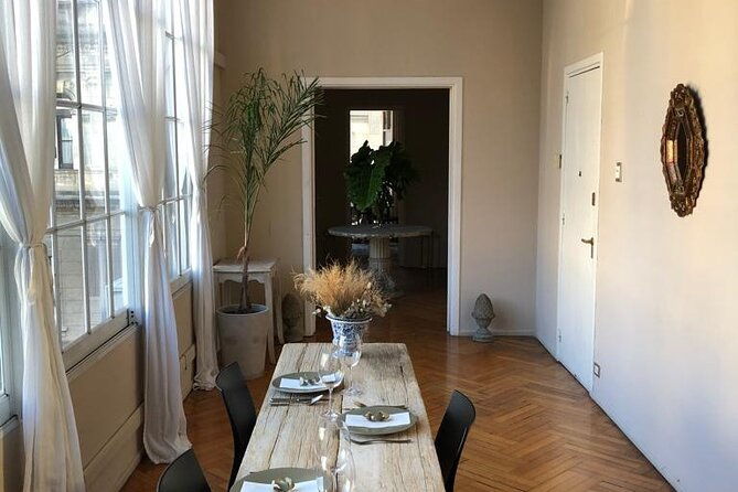authentic-argentinian-dinner-in-a-19th-century-apartment