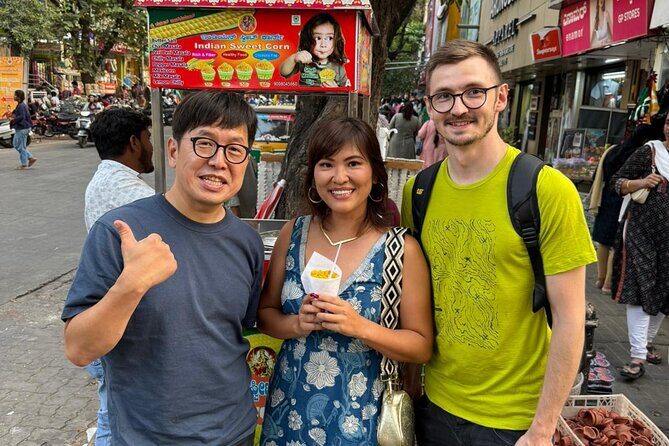 Authentic Bangalore: Lake, Temple, Market w/ Snacks - Kadu Malleshwara Temple: A Peaceful Sanctuary