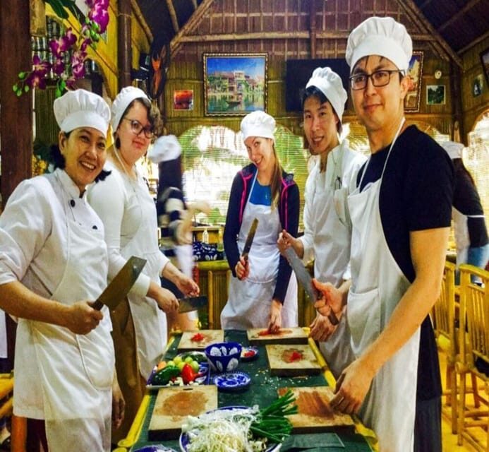 Authentic Cooking Class with Locals in Tra Que Herbs Village - Important Details & Tips