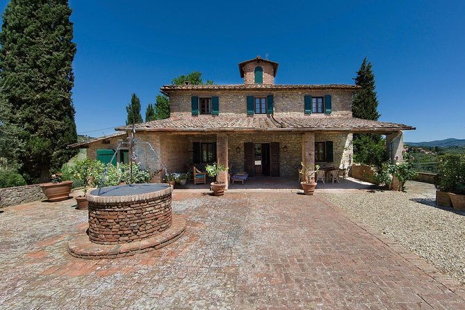 authentic-culinary-experience-in-a-tuscan-family-estate