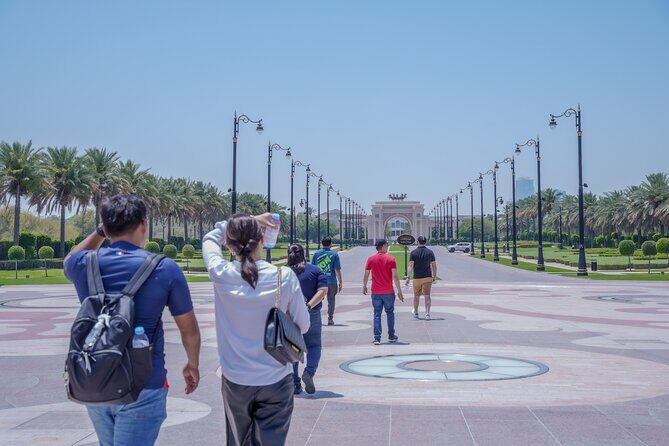 Authentic Dubai Tour: Al Fahidi, Souks, Abra & Landmarks drive - Who Will Love This Tour?