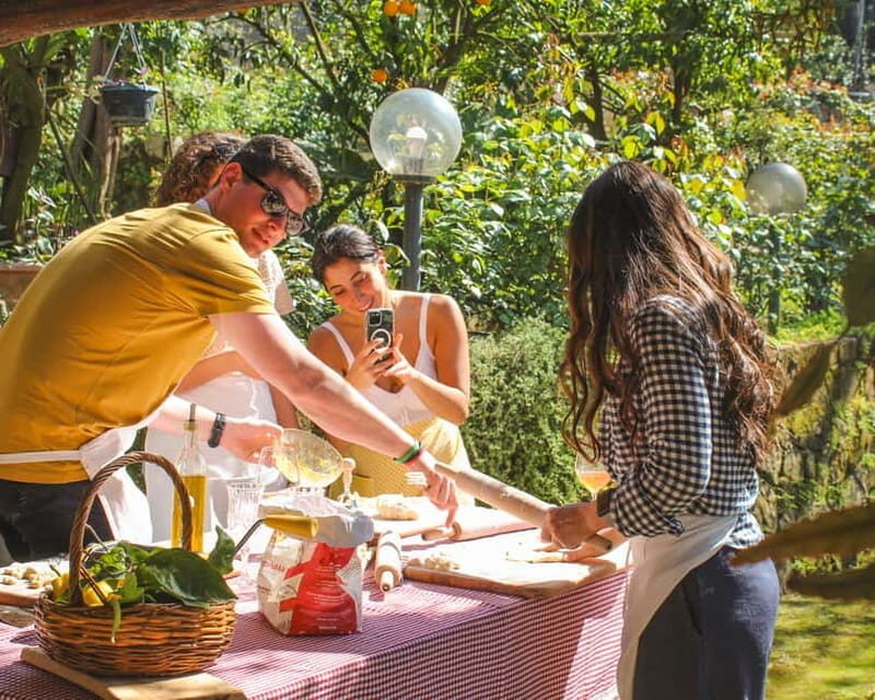 Authentic farm cooking class overlooking Sorrento - FAQs