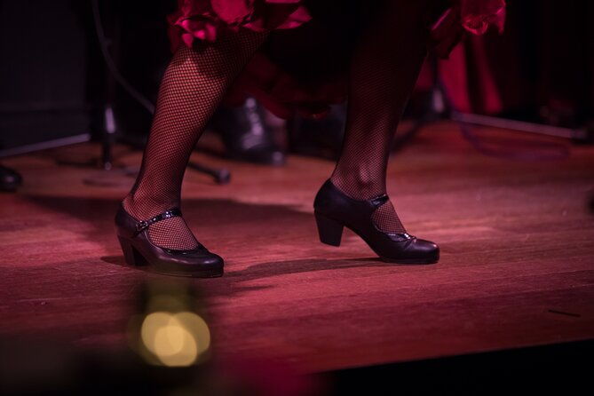 authentic-flamenco-show-joy-and-gastronomy-in-malaga